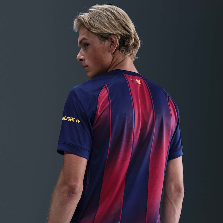 Camisa Barcelona Fourth (4) 2025/26 Nike Torcedor Masculina